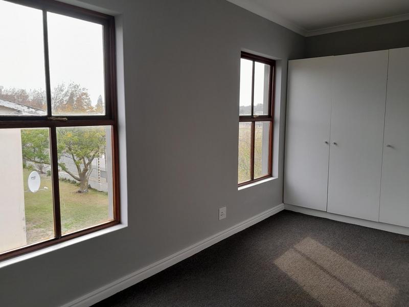 To Let 2 Bedroom Property for Rent in Rondebosch Park Estate Western Cape